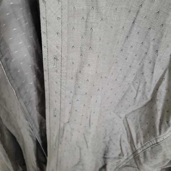 Men's XXL Suave Button Down - Picture 5 of 7